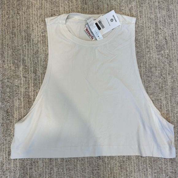 Women’s High Neck High-neck Workout Tank Top Bundle - Size M - Picture 2 of 9